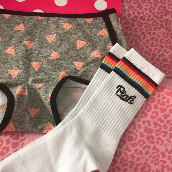 PINK Victoria's Secret Other - 🍕🍕VS PINK BOY SHORT & CREW SOCKS